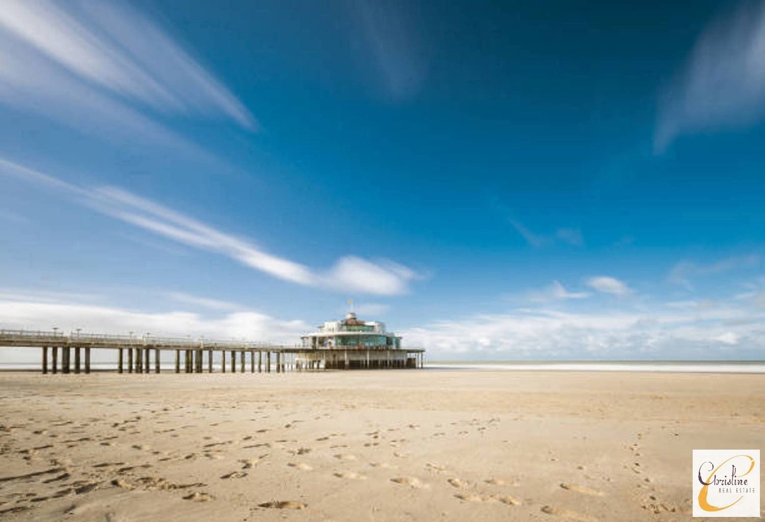 Karaktervol investeringspand op topligging in Blankenberge  foto 17