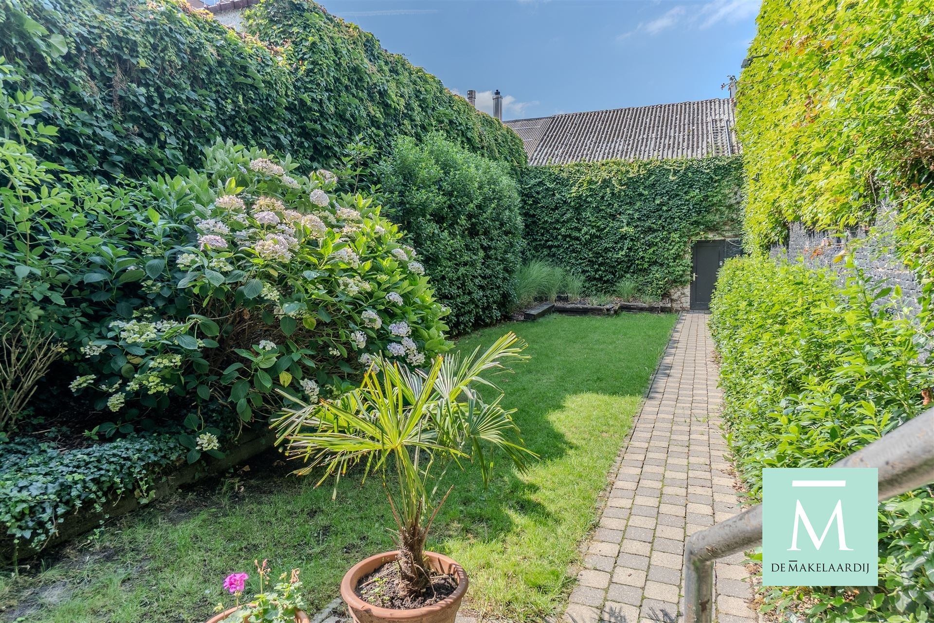 Prachtige handelswoning met overdekte garage nabij de vaart te Mechelen foto 30