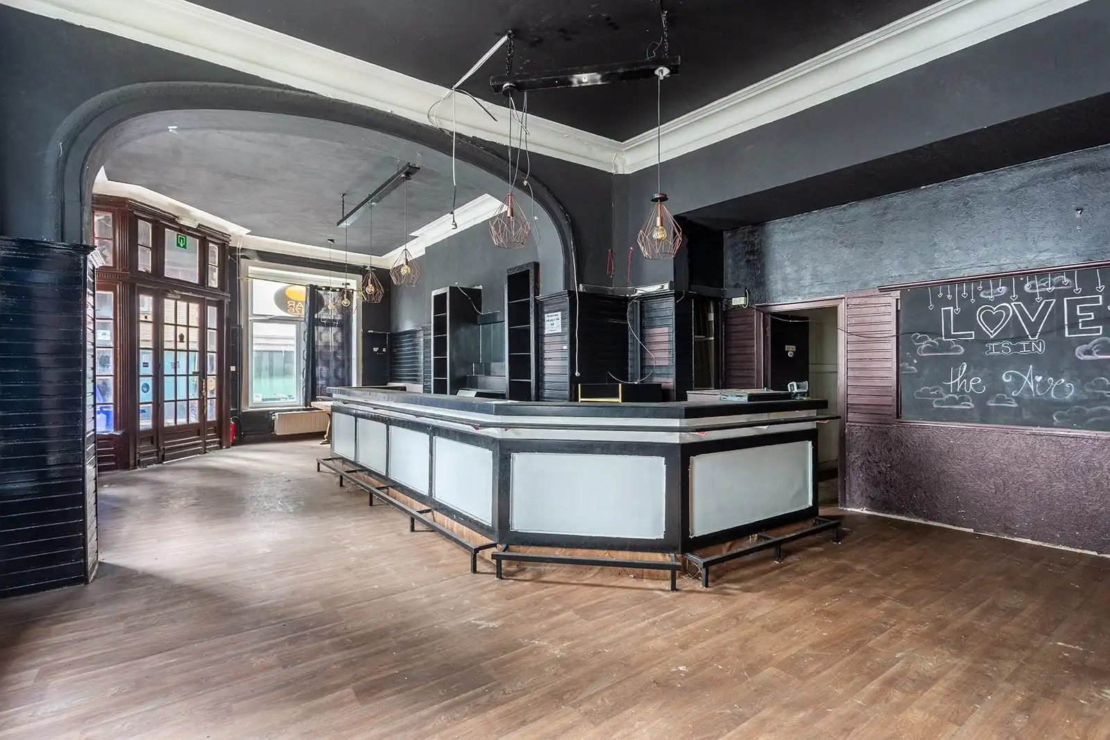 Handelshuis met tal van mogelijkheden! foto 5