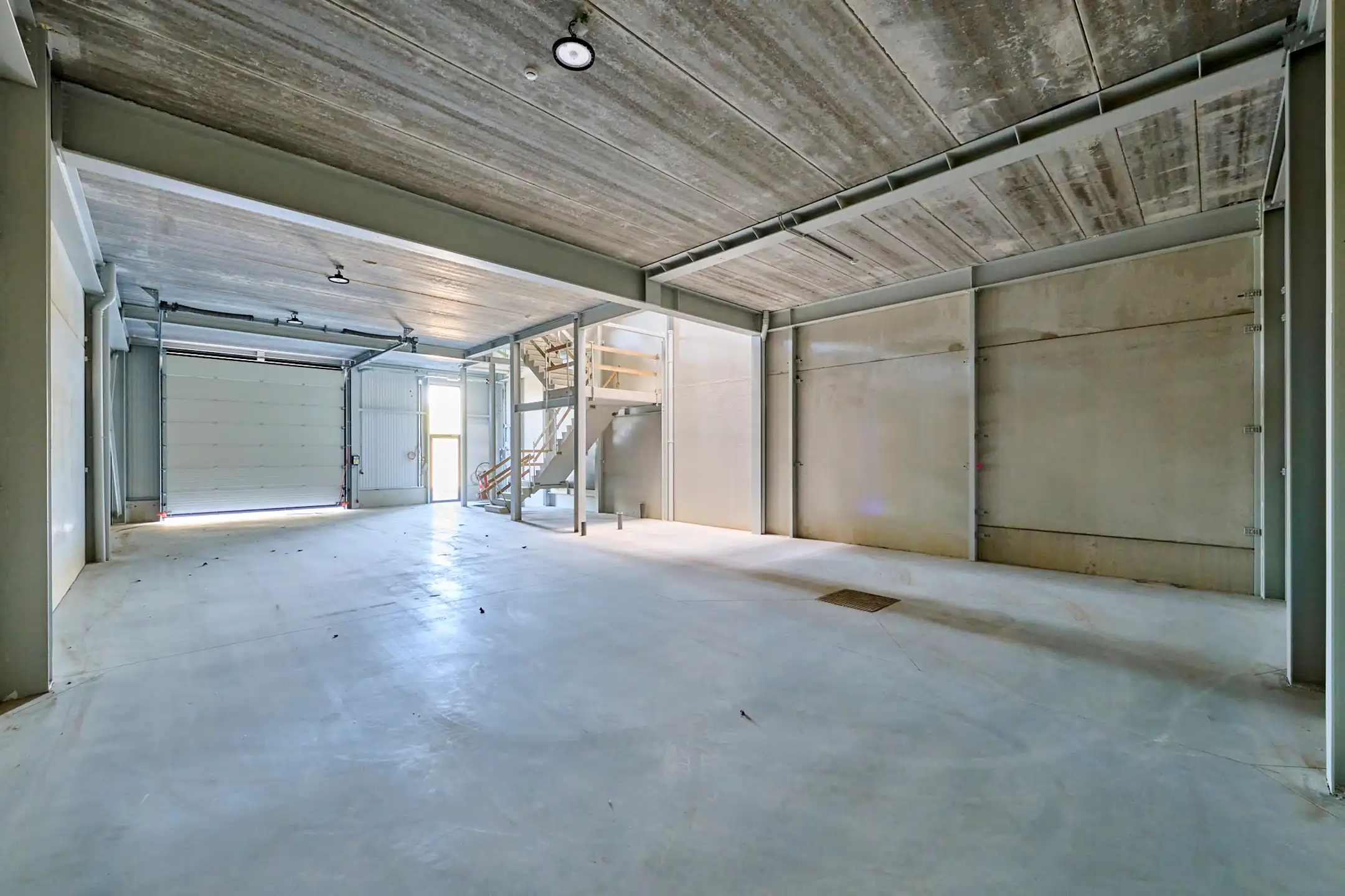 KMO-unit 15 | Bedrijvenpark Kompellaan foto 4