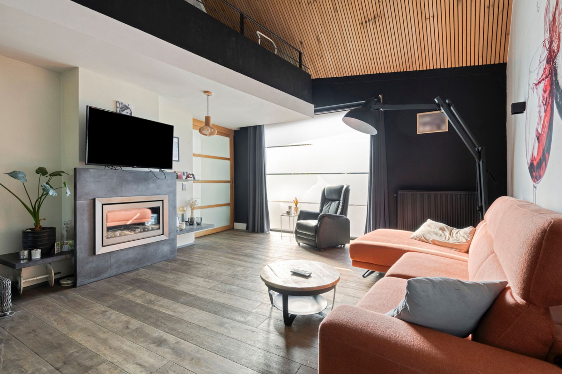 Instapklare HOB met 4 slaapkamers en polyvalent bijgebouw foto 5