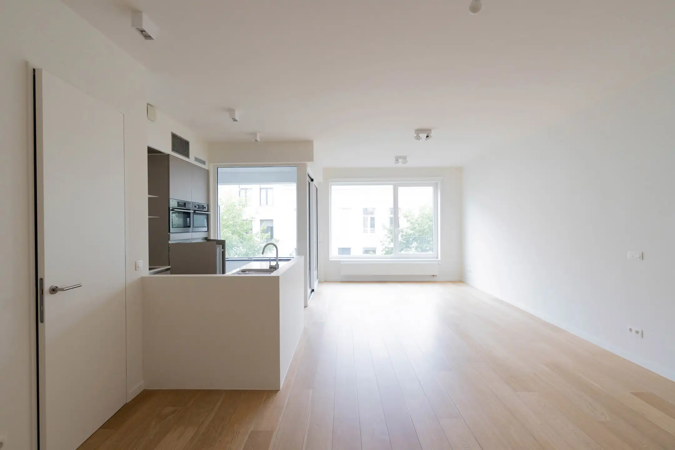 ANTWERPEN ZUID - Gezellig appartement met terras foto 3