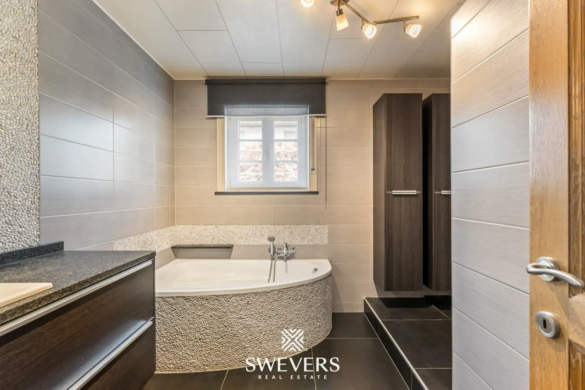 Open bebouwing met 4 slaapkamers, dubbele garage en tuin – mogelijkheid tot gelijkvloers wonen foto 21