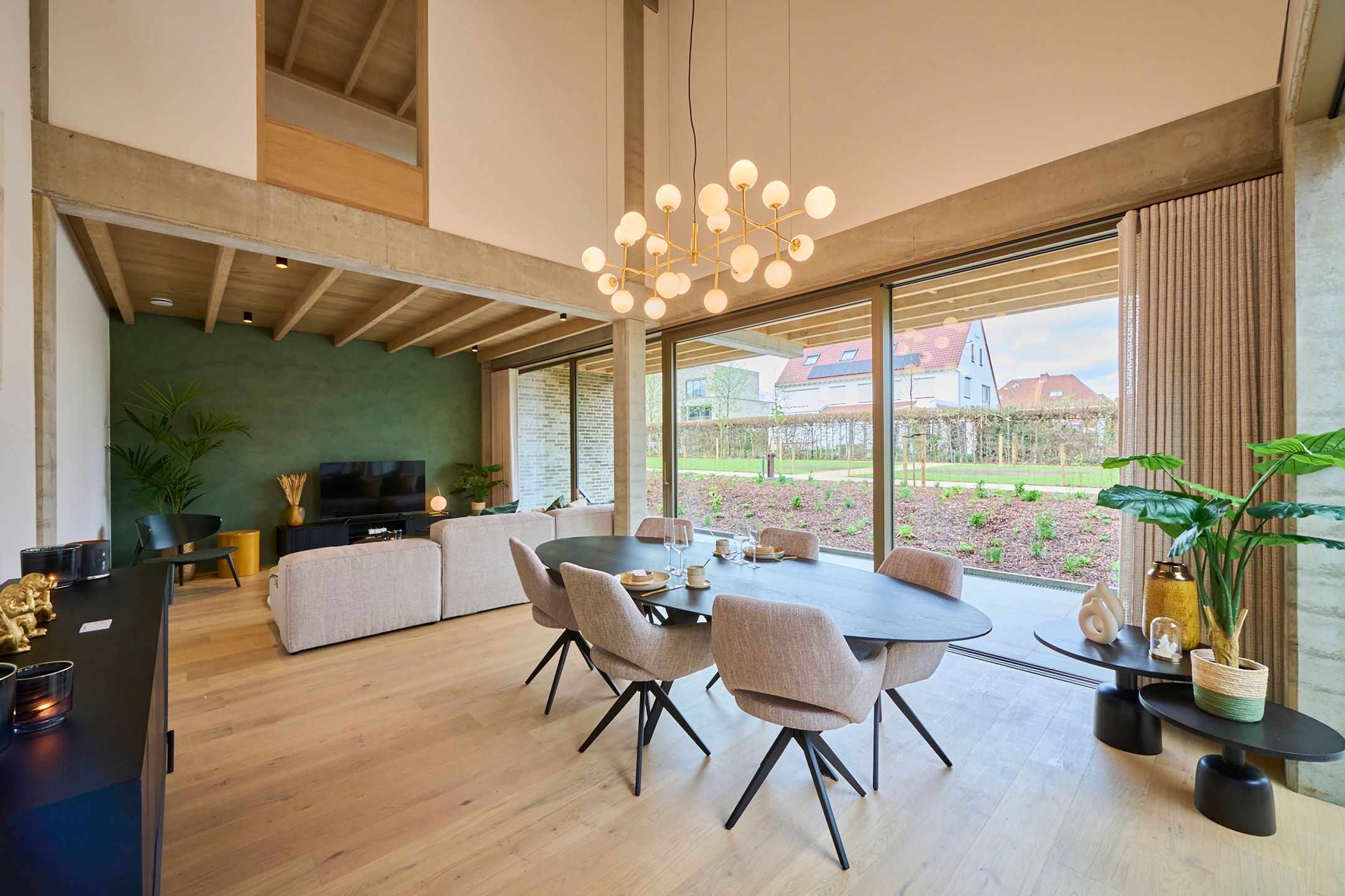 EXCLUSIEVE TUINLOFT 3 SLAAPKAMERS  MET E-PEIL 0! foto {{pictureIndex}}