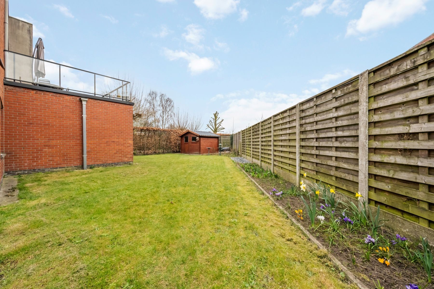 Ruim glvl 3slpk-appartement mét privé-tuin in Assebroek. foto 3