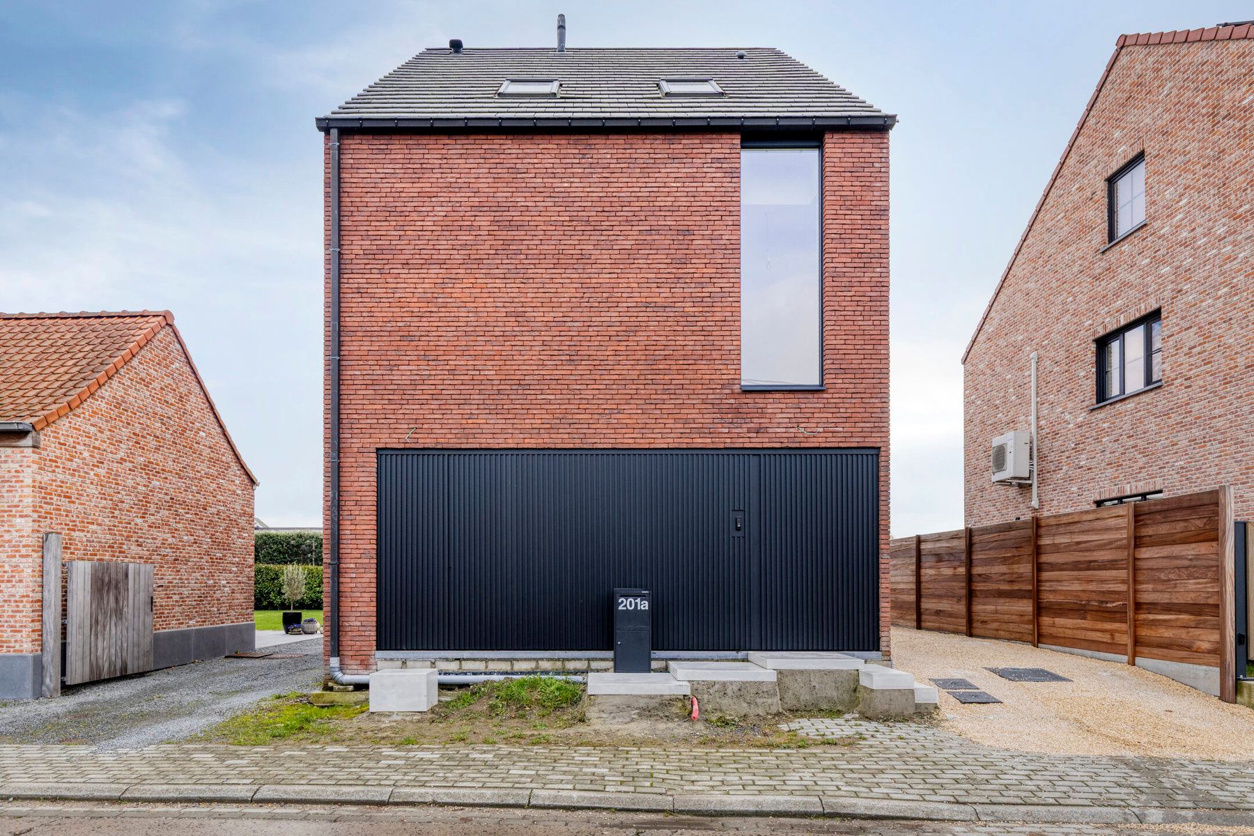 Huis te koop foto {{pictureIndex}}