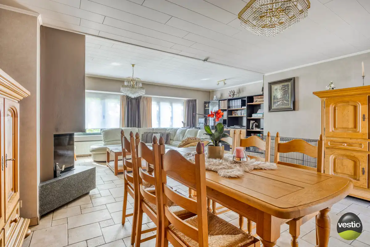 HANDELSHUIS IN CENTRUM VAN BILZEN. foto 7