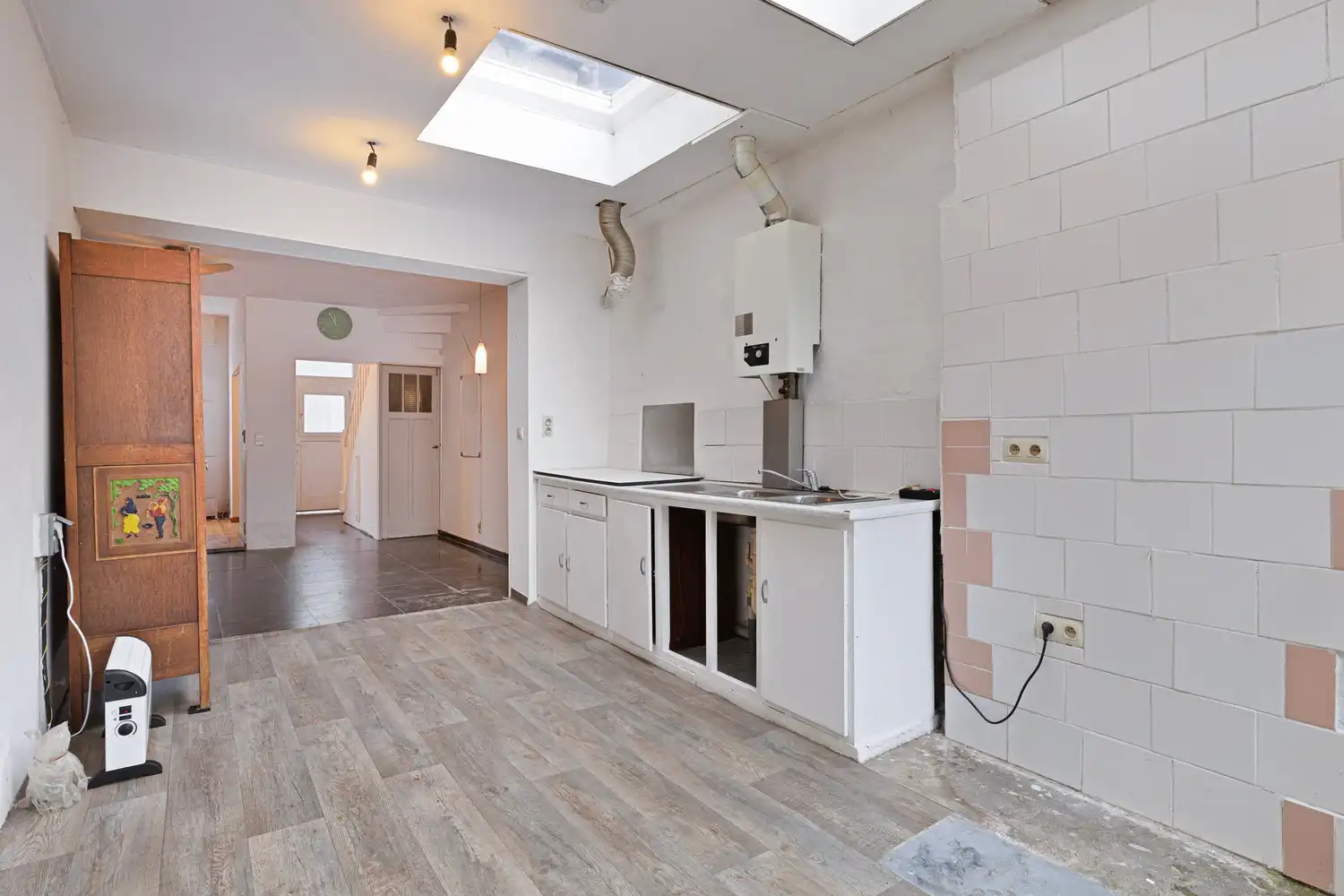 Deurne-Zuid: volledig te renoveren rijwoning met 3 slks op 352m2! foto 11