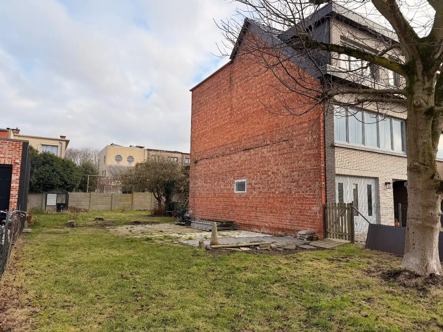 Bouwgrond van 297 m² voor een halfopen bebouwing! foto 4