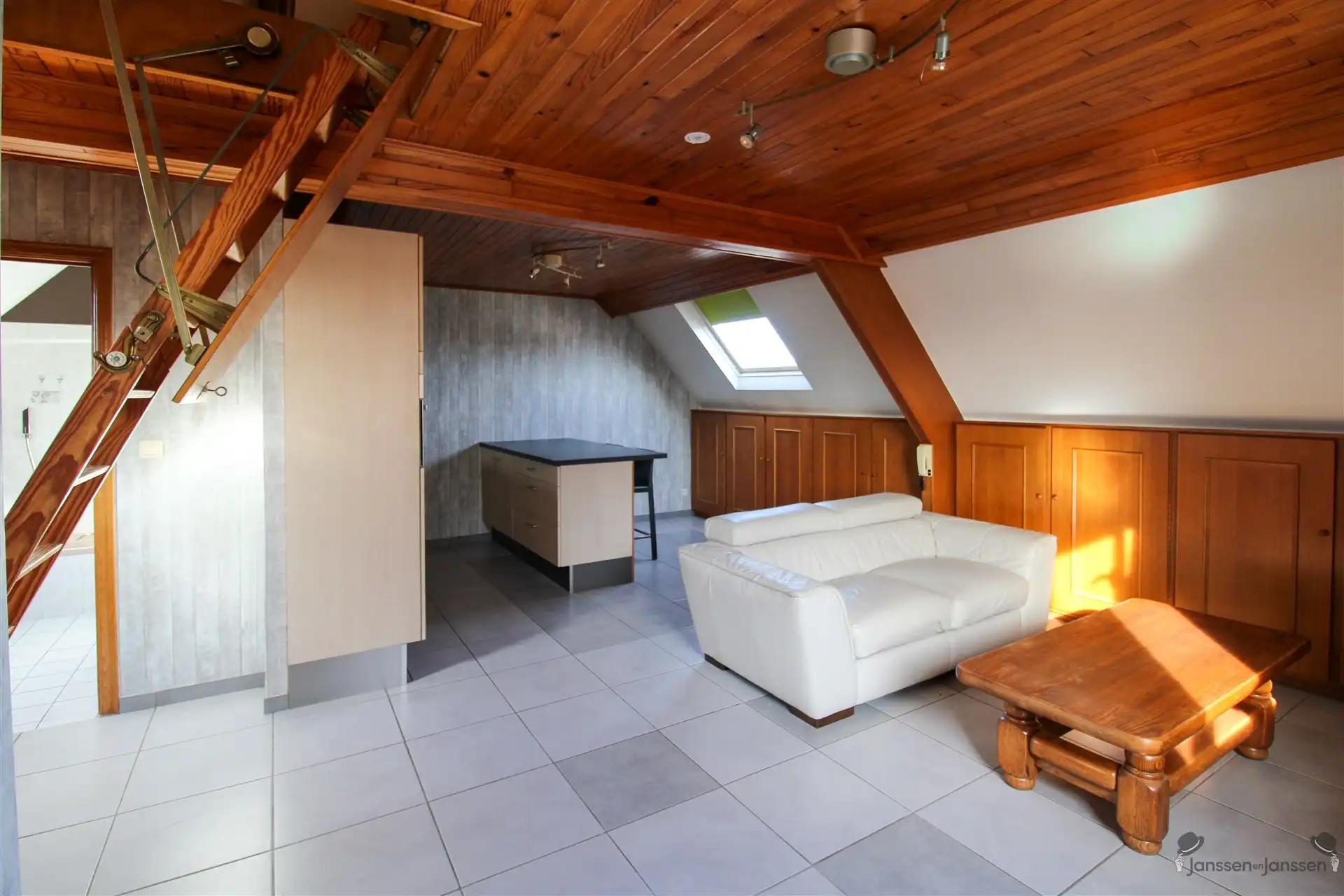 gebouw voor gemengd gebruik foto 19