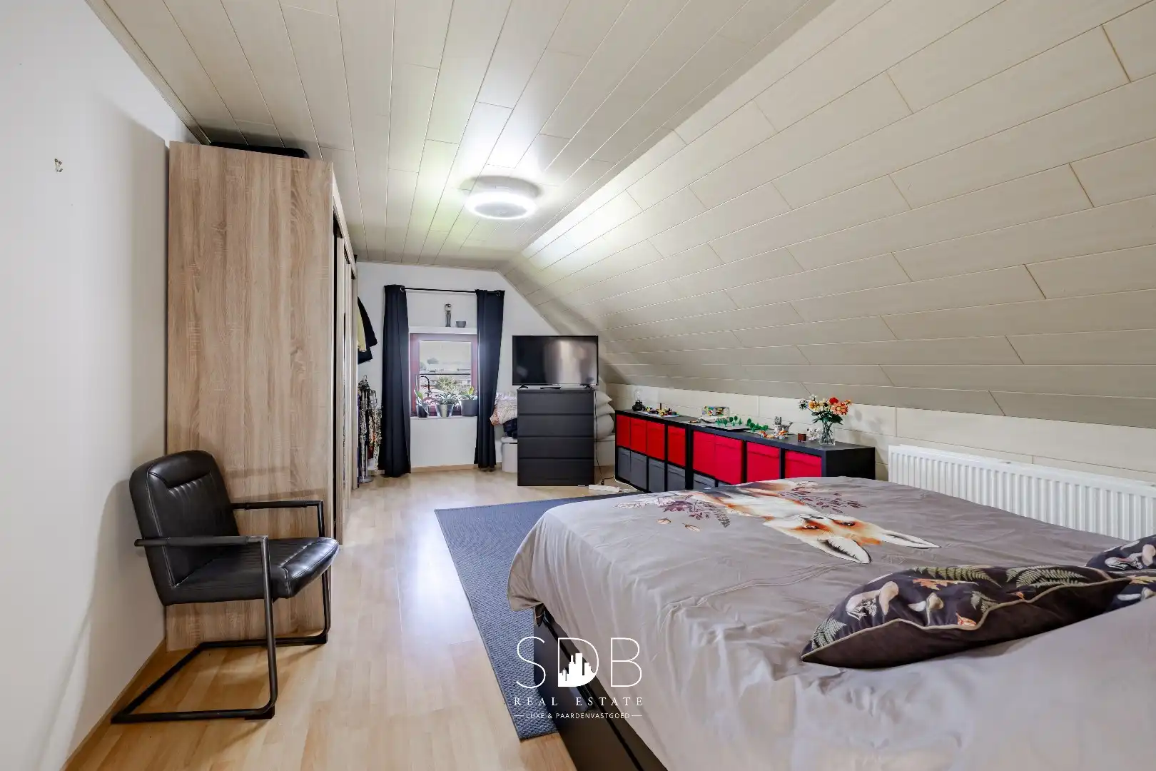 Hedendaagse woning met hippische accommodatie op 17.782m² foto 16