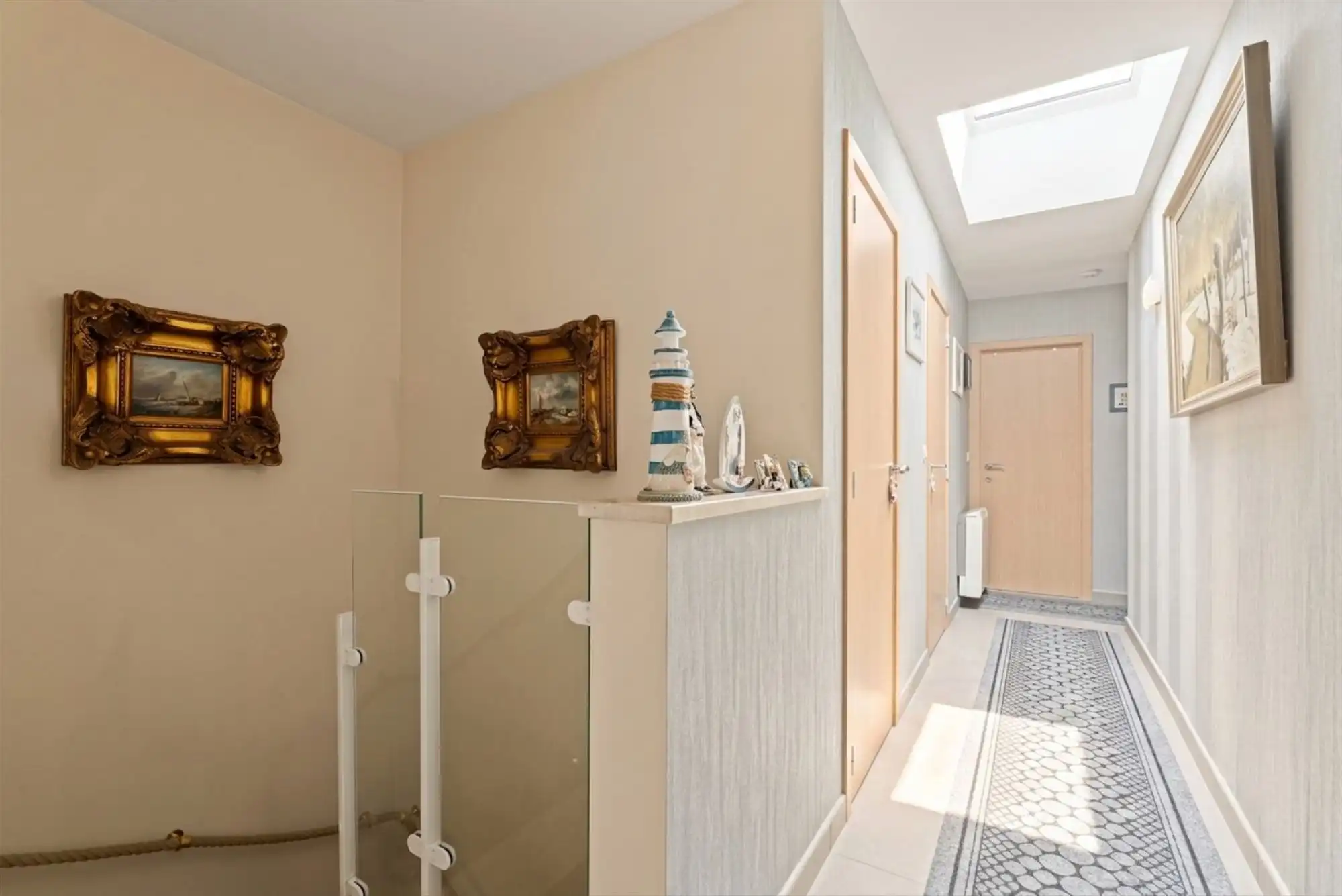 Instapklaar duplexappartement met zonneterras op toplocatie in Bredene foto 18