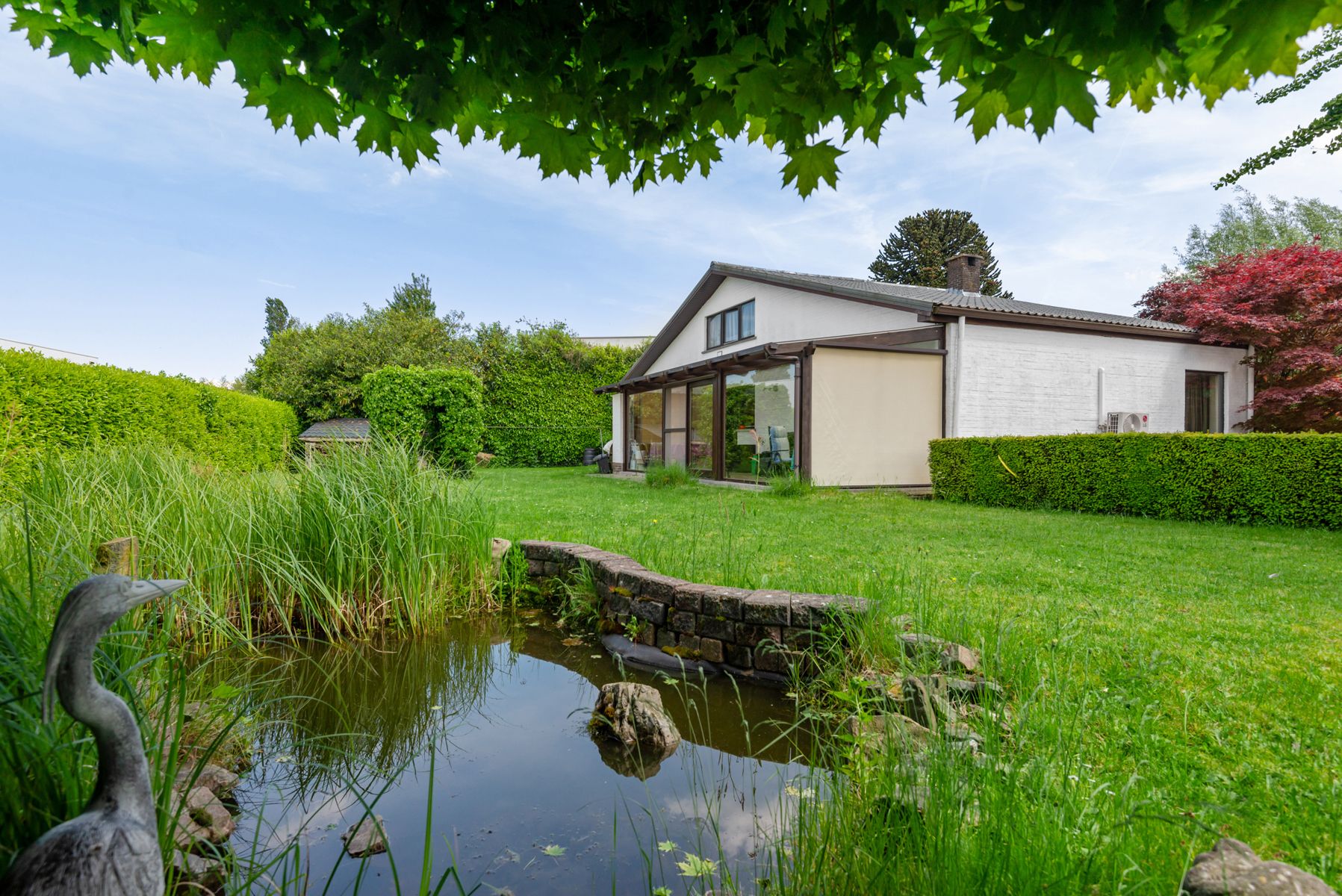 Te renoveren villa op toplocatie in doodlopende straat foto 7