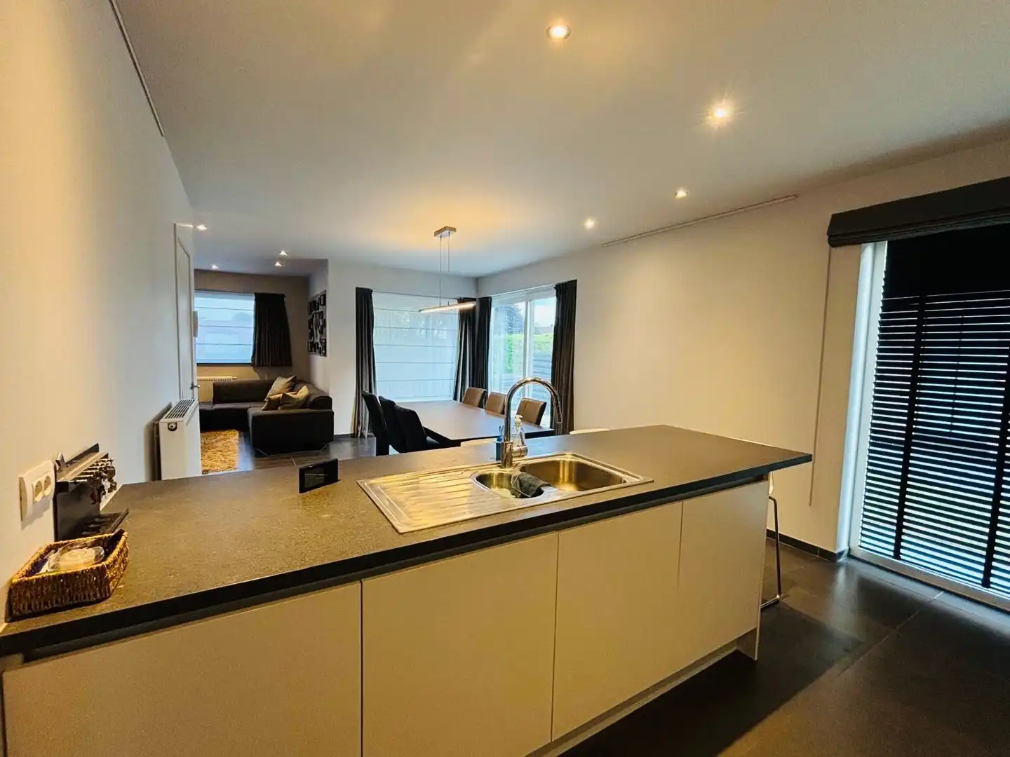 Luxueus appartement in villa residentie! foto 4