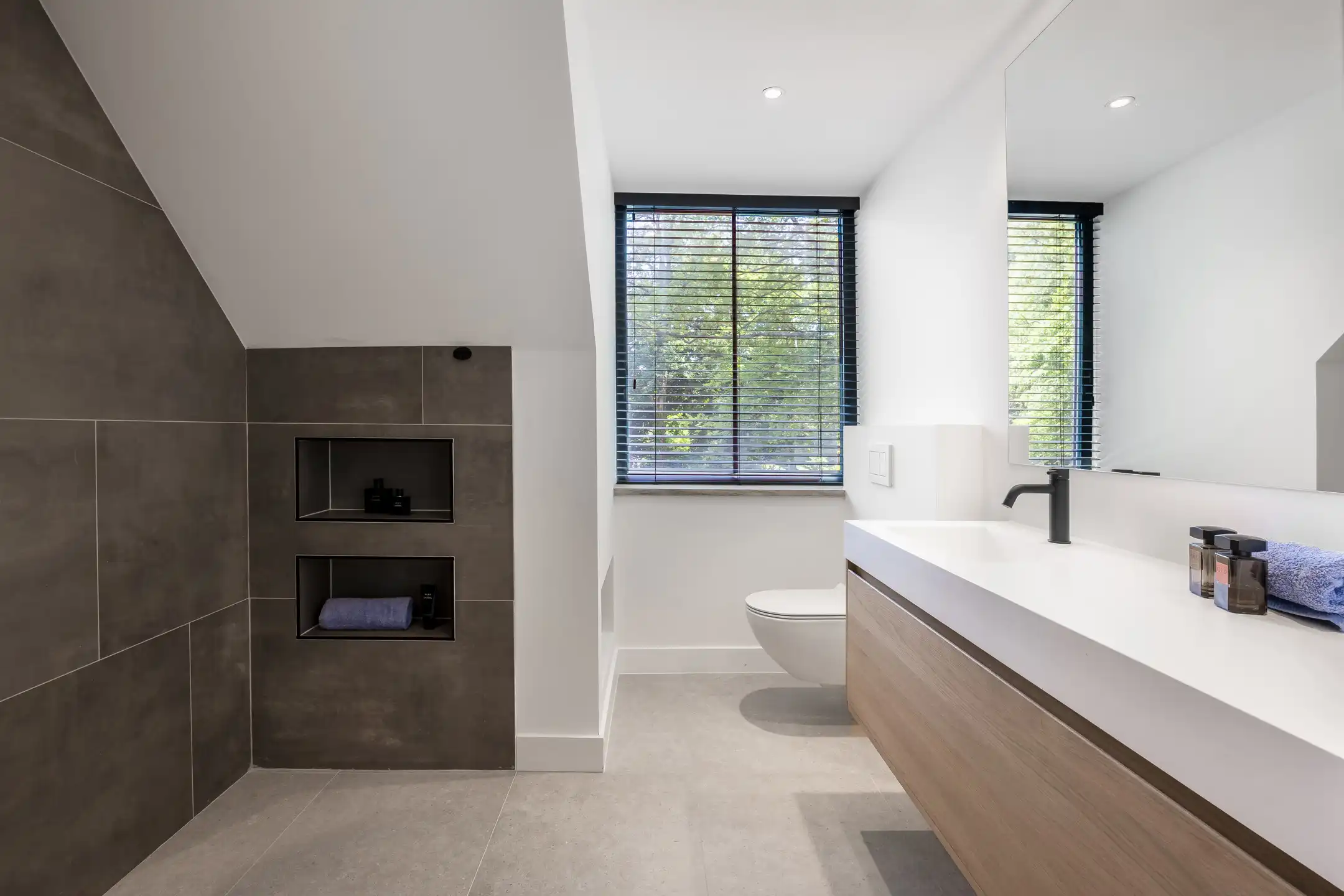 Luxe gerenoveerde villa (EPC A) op riant hoekperceel foto 46