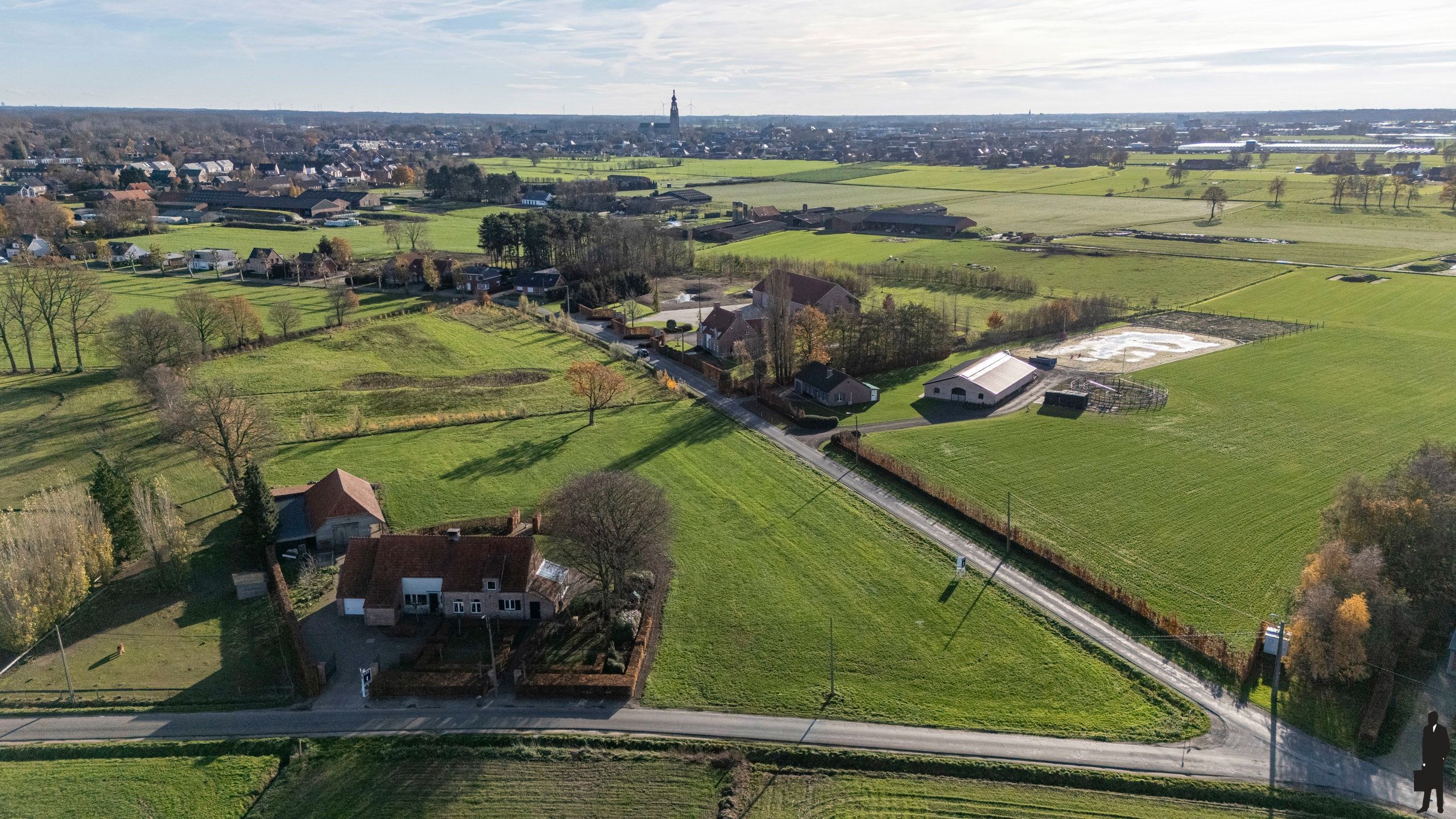 Landelijk gelegen woning in Minderhout op ca 9.000 m² grond foto 10