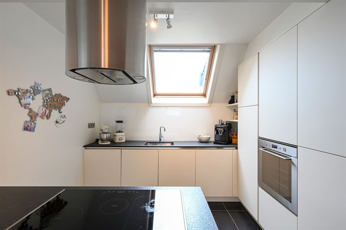 Prachtig duplex-appartement met 2 slaapkamers en garage foto 10