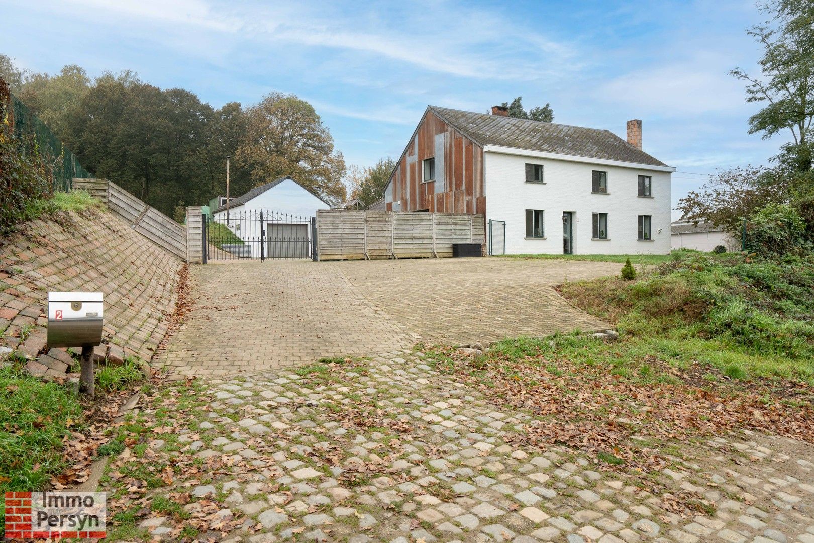 Uitstekend gelegen woning in een groene omgeving, op bijna 20 are grond. foto 22