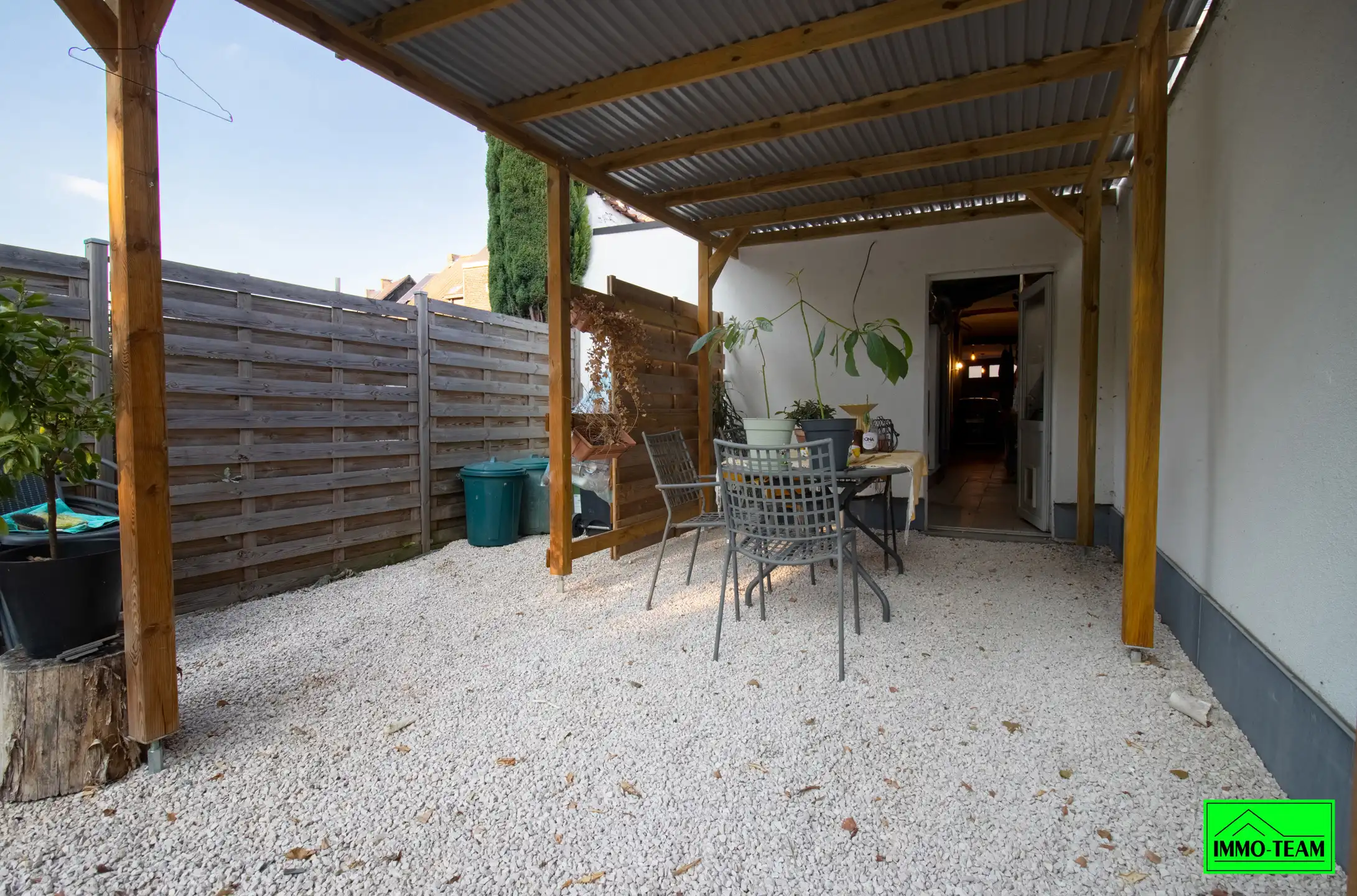 Volledig gerenoveerde instapklare woning nabij centrum Aalst foto 18