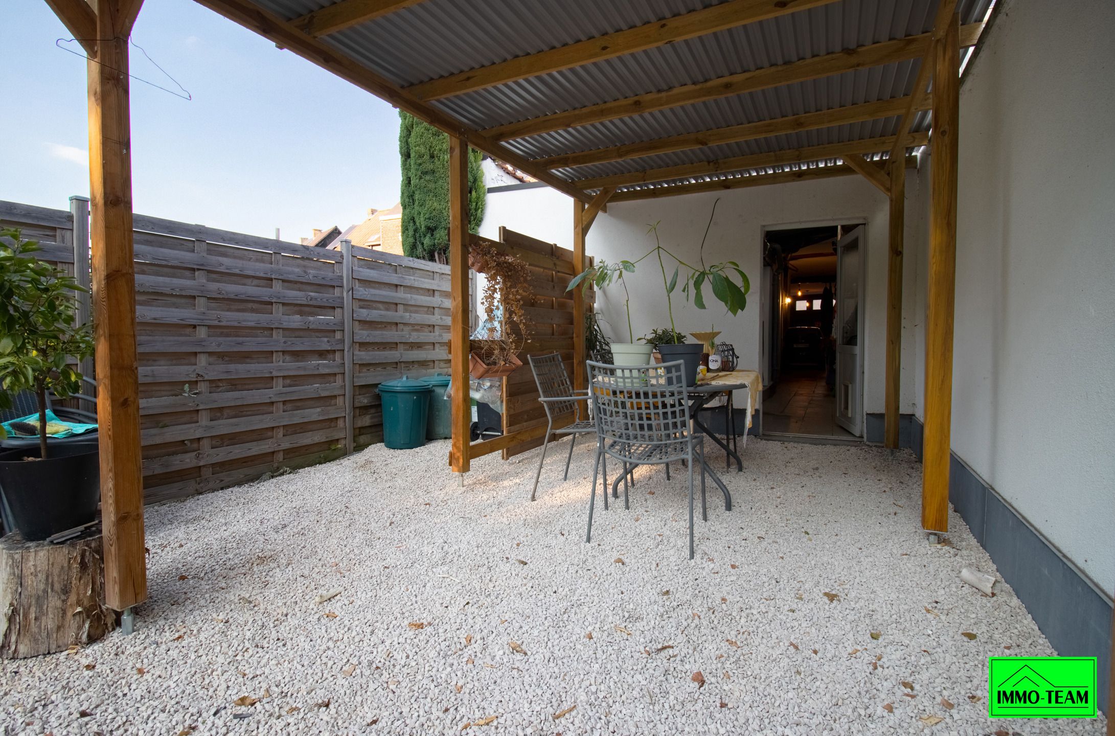 Volledig gerenoveerde instapklare woning nabij centrum Aalst foto 18