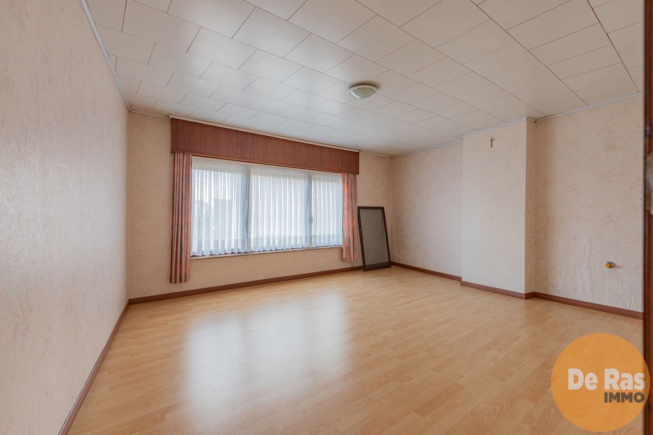 DENDERHOUTEM- Ruime 3-gevelwoning met 4 slpk, tuin en garage foto 19