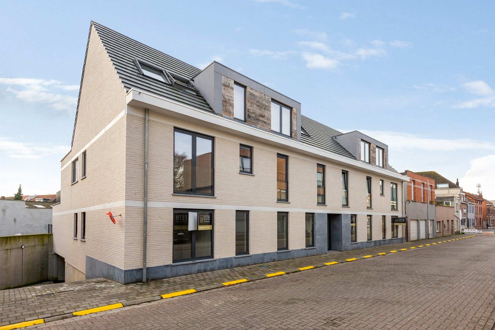 Prachtig piekfijn nieuwbouw GLVapp voorzien van alle comfort foto 2