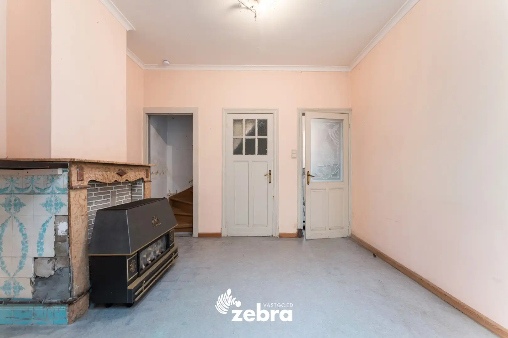 Te renoveren stadswoning te centrum Roeselare! foto 9