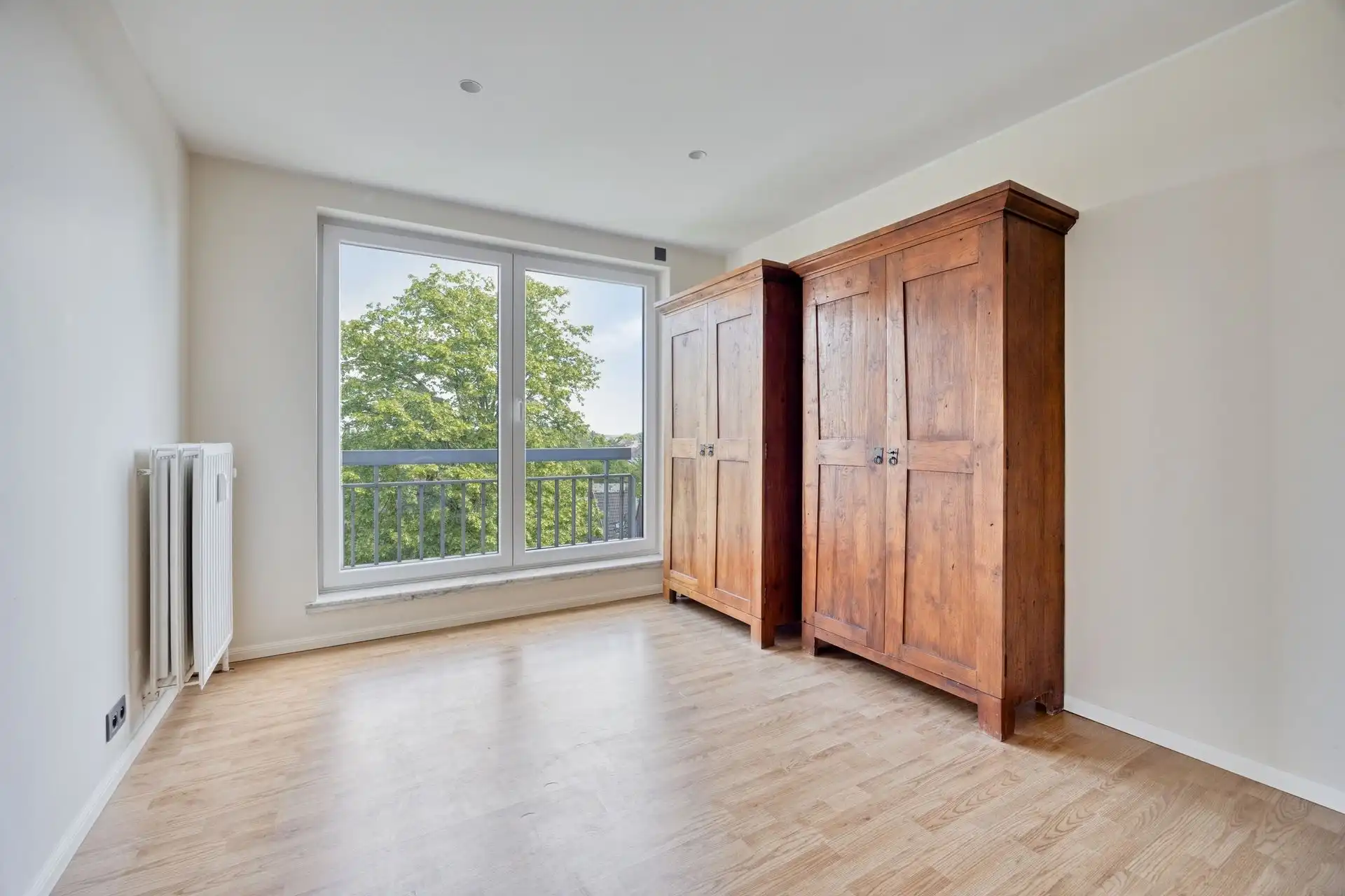 Zeer ruim, instapklaar appartement op een goede locatie foto 16