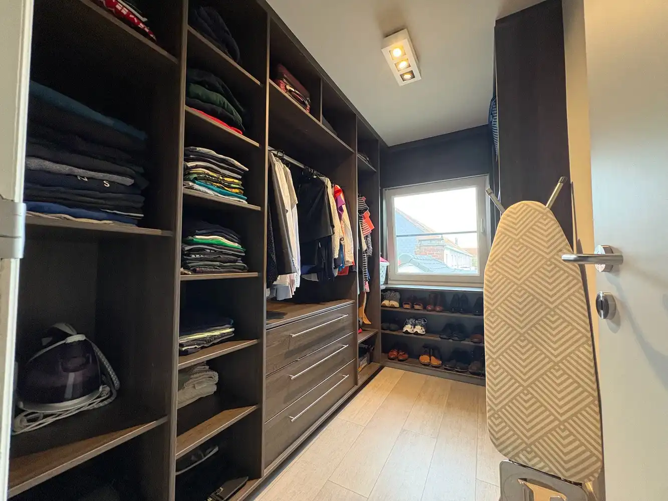 Instapklare gezinswoning met 3 slaapkamers foto 13