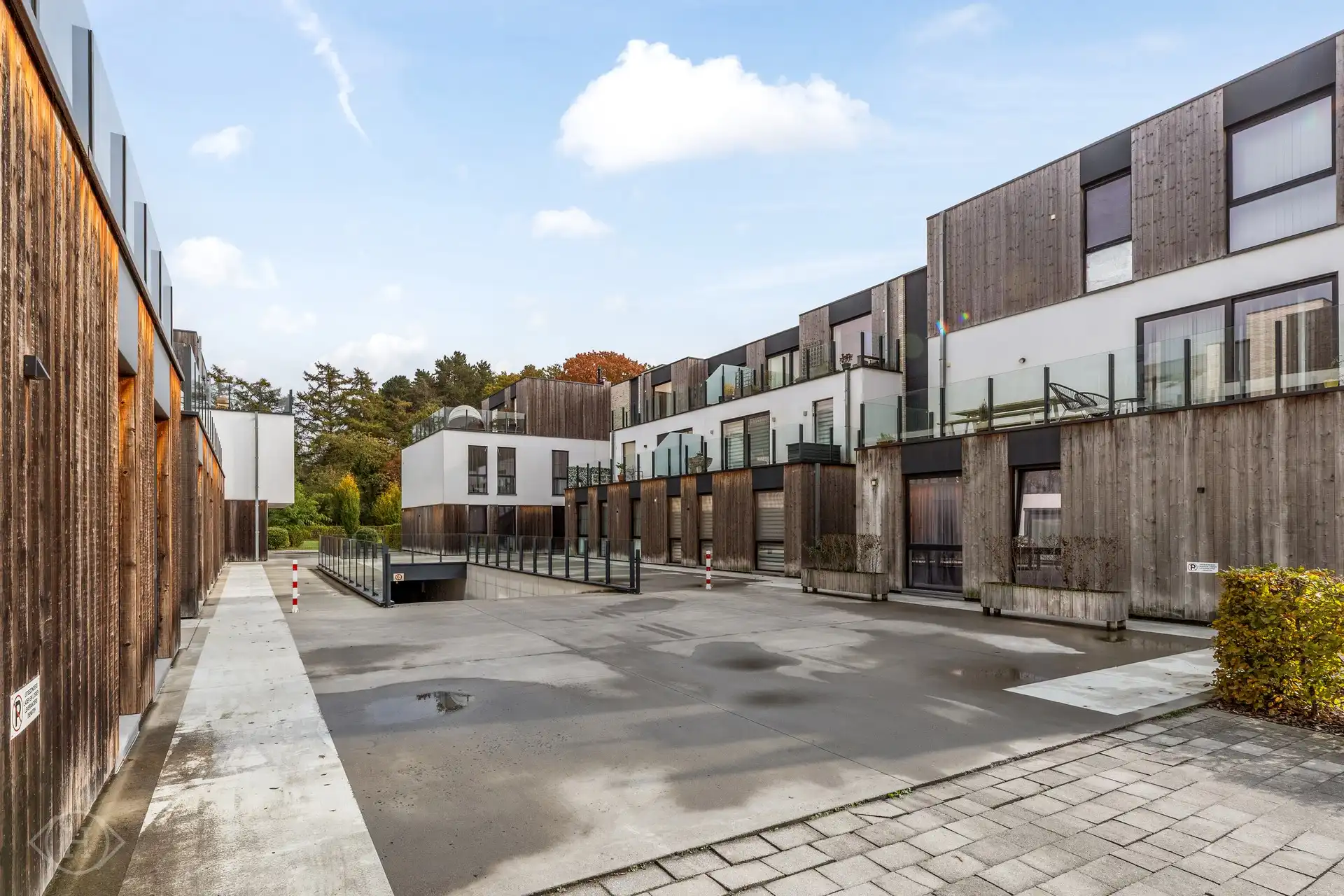 Modern 2-slaapkamerappartement met tuin foto 24