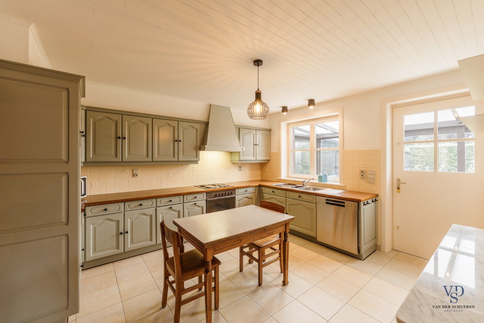 Bijzonder ruime (295m²) gezinswoning in Asper  foto 9