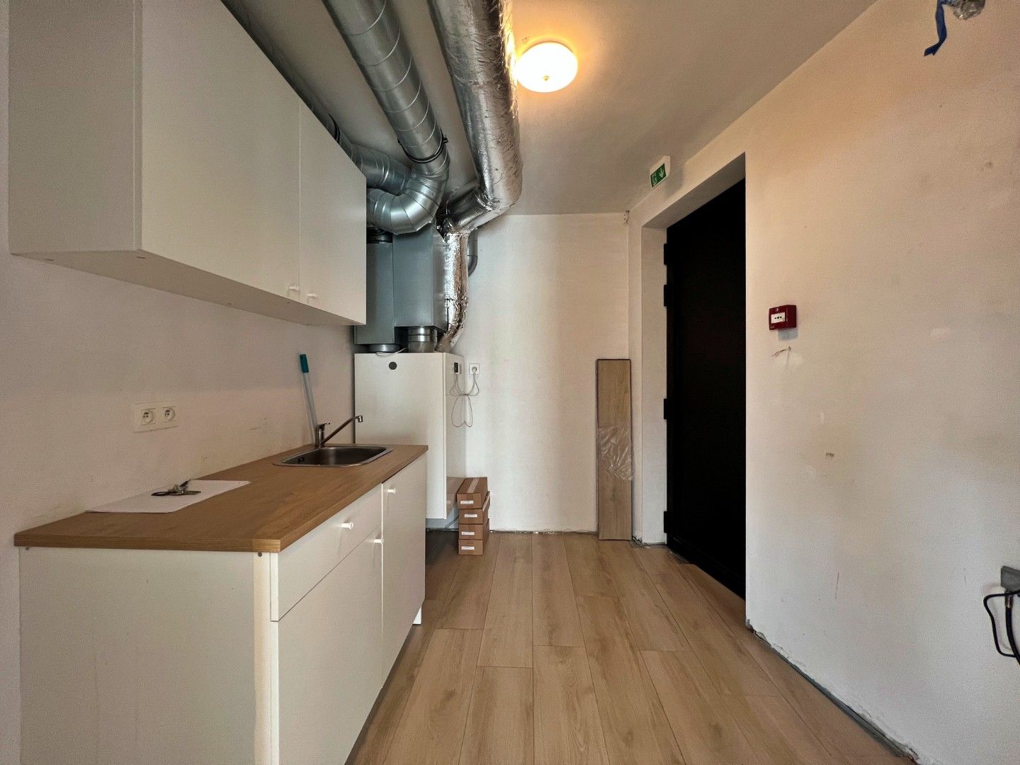 Handels-/winkelpand met uitstekende zichtbaarheid langs de N9 – Lievegem foto 10