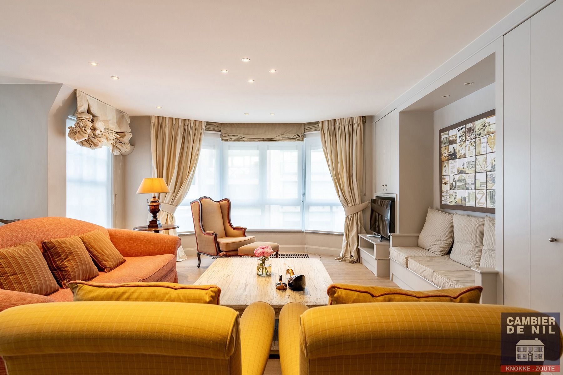 Ruim (155 m²) gemeubeld 3 SK appartement in hartje Zoute foto 7