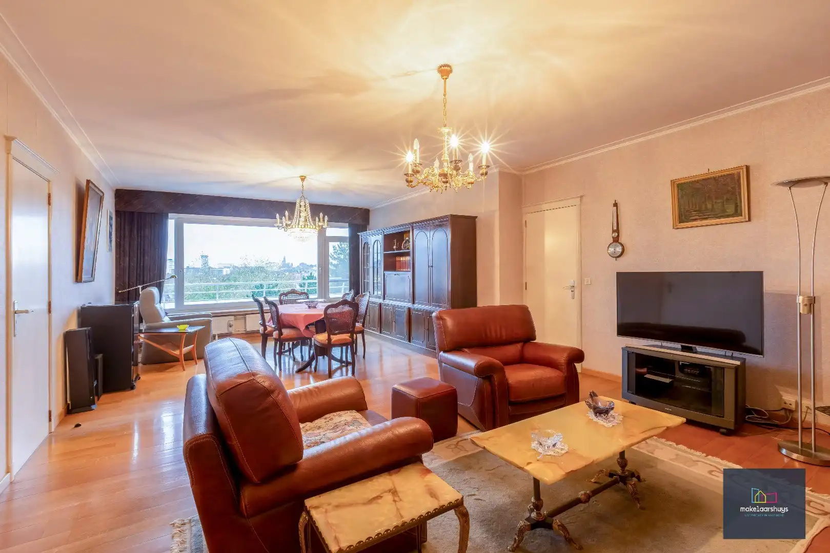  Mooi 3 slaapkamerappartement met parkeerplaats nabij Gent -Sint-Pieters foto 5