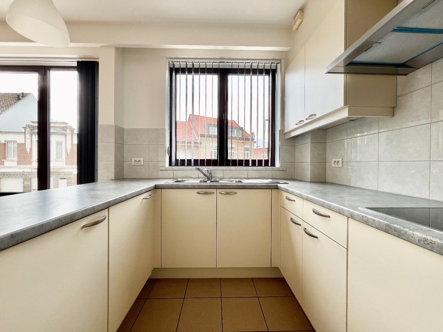 2 slaapkamer appartement in het centrum van Wommelgem. foto 7