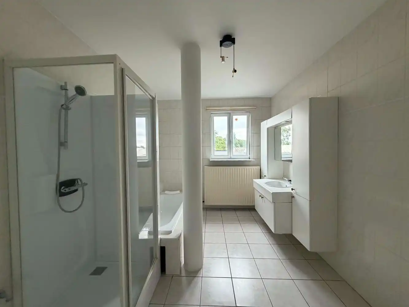 SUPER RUIM APPARTEMENT INCLUSIEF GARAGEBOX foto 16