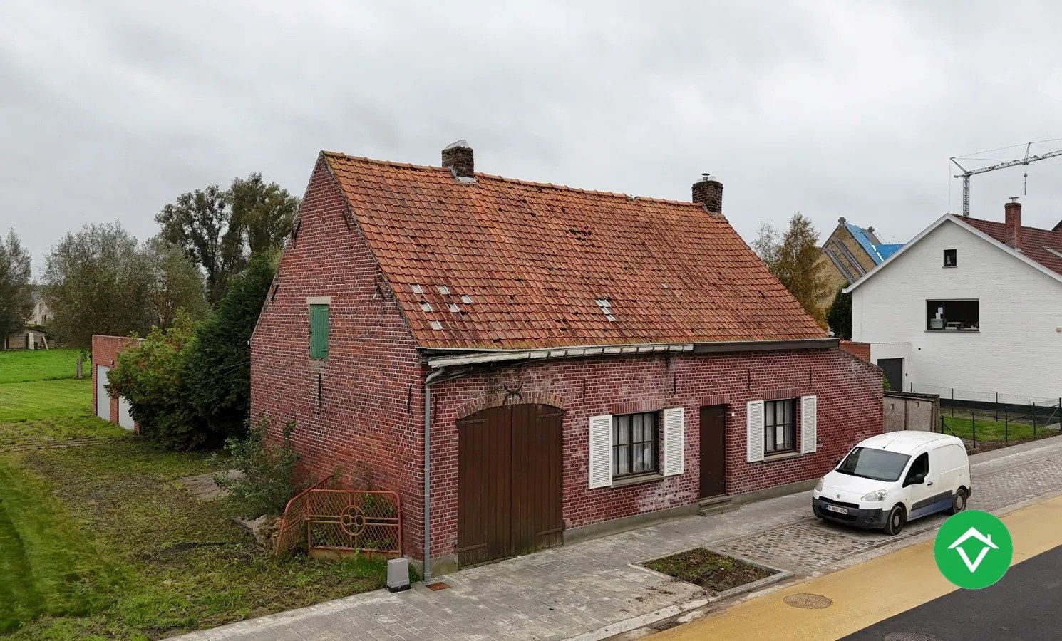 Te renoveren woning met 3  slaapkamers en bijhorend stuk grond te Koekelare  foto 6