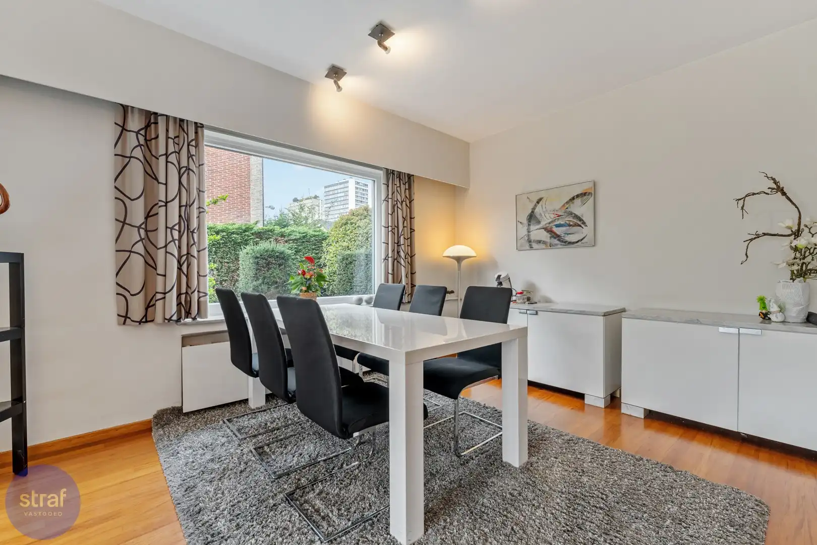 Villa in de beste straat van Linkeroever foto 3