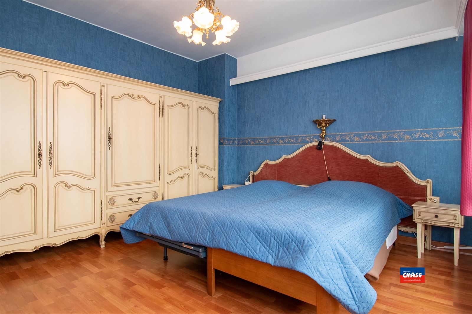 Bel-étage met 3 slaapkamers, garage en stadstuin foto 12