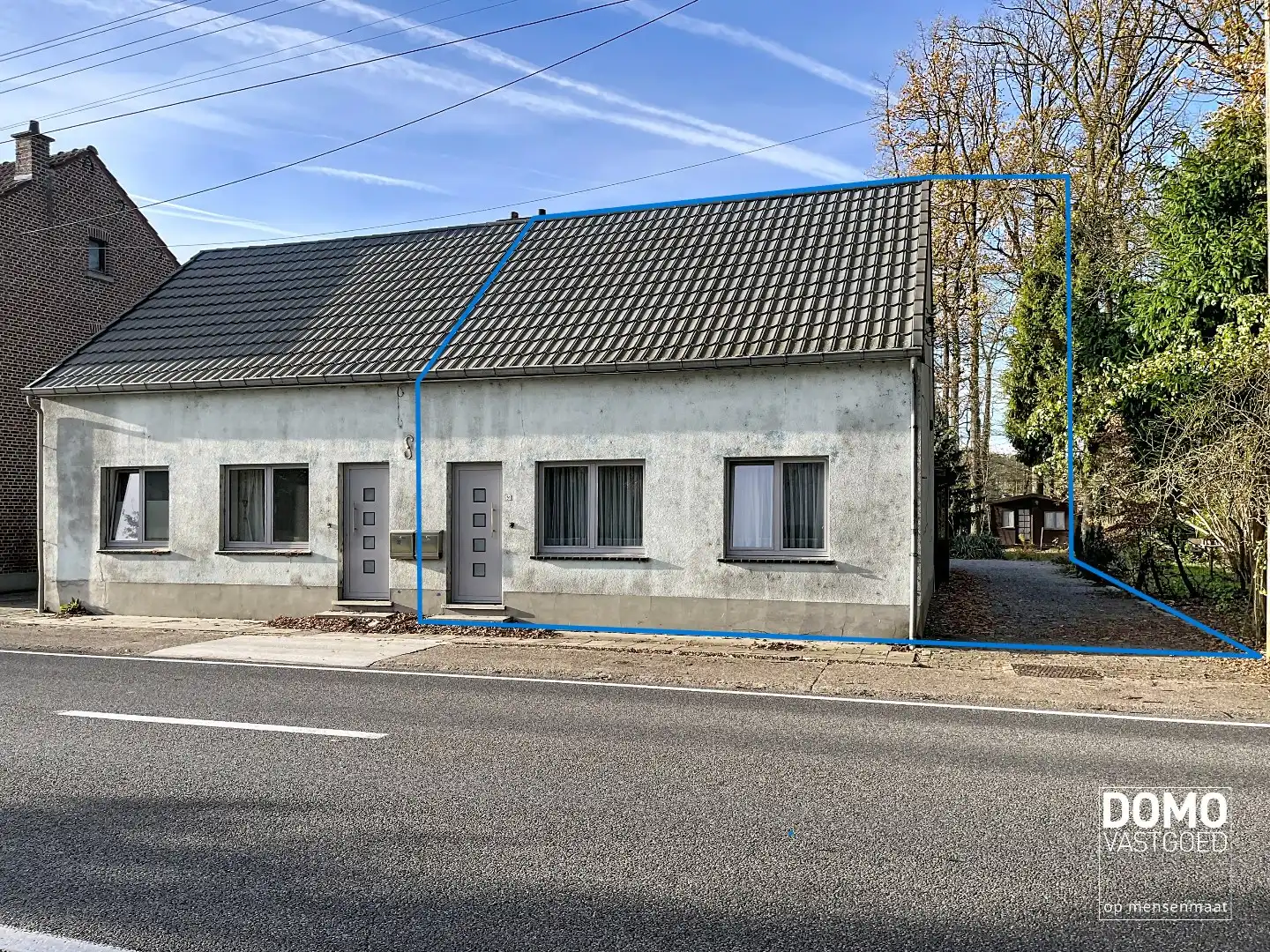 Halfopen bebouwing met tuin te Herk-de-Stad  foto {{pictureIndex}}