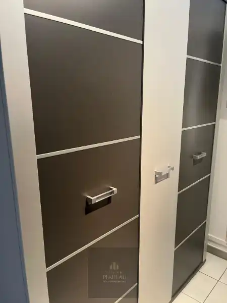 Zongericht appartement met één slaapkamer en slaaphoek. foto 34