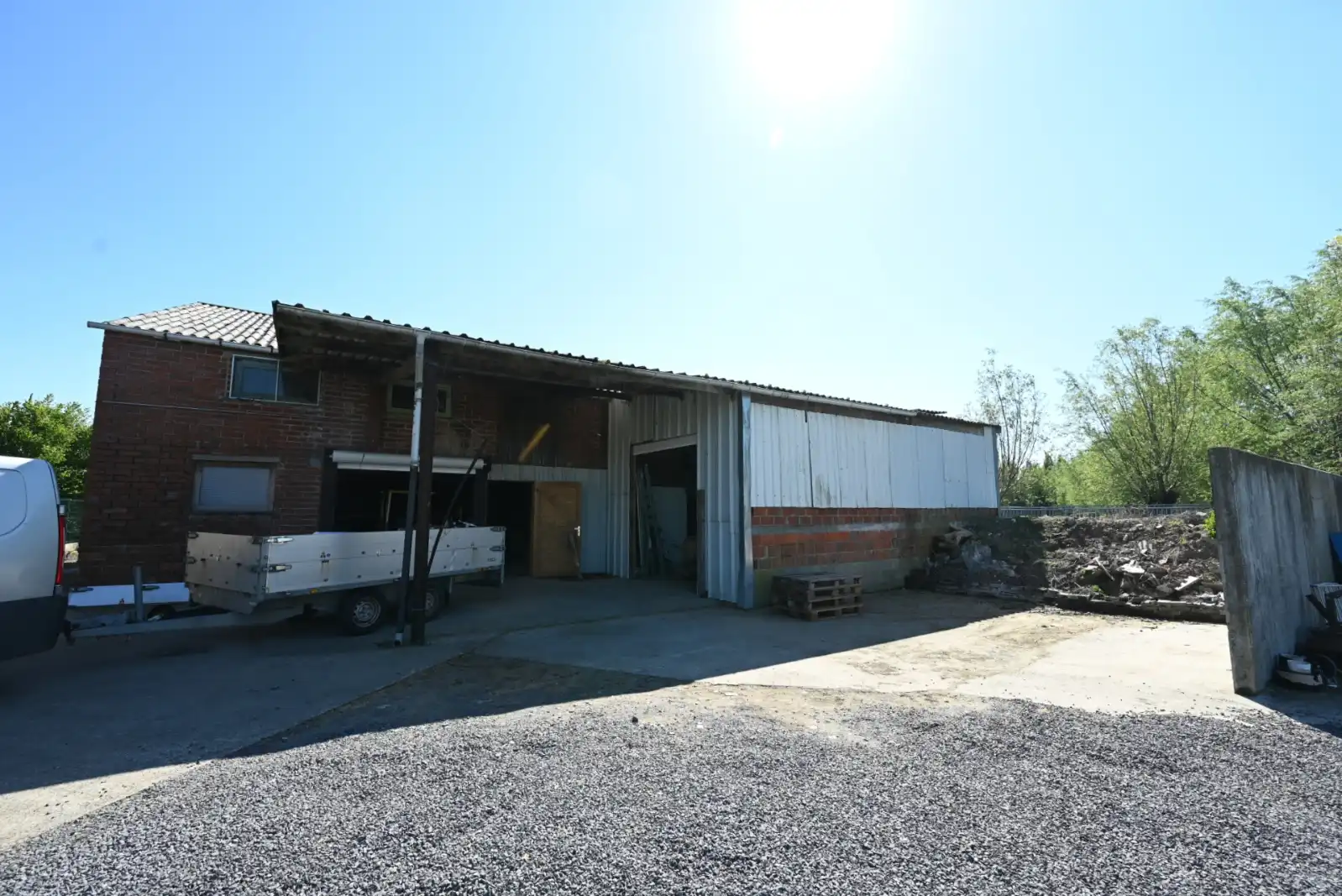 Ruime opslagruimte te huur in Ledegem (380 m²) foto {{pictureIndex}}