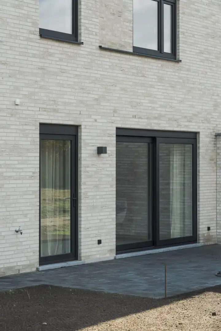 Ruime energiezuinige woning in nieuwe wijk foto 8