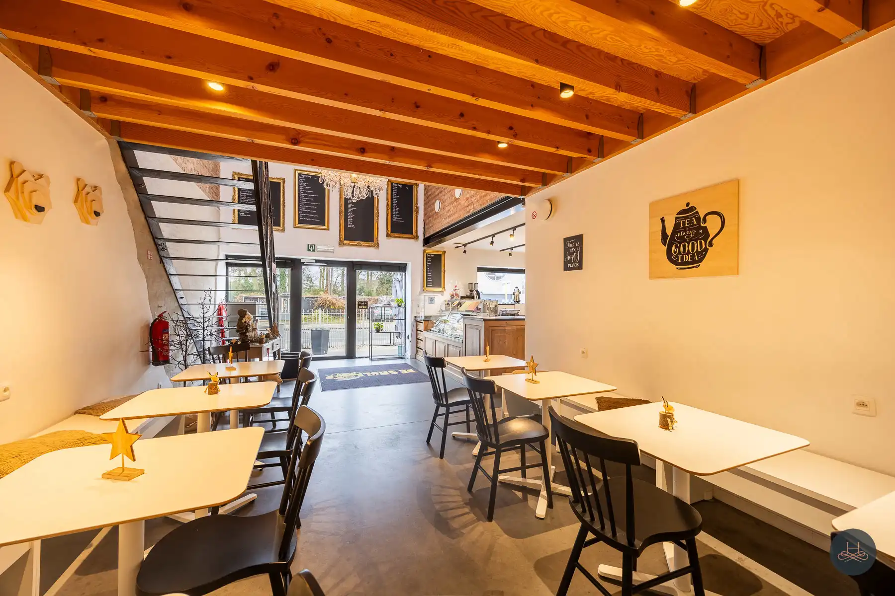 Broodjeszaak op strategisch zeer aantrekkelijke locatie foto 3