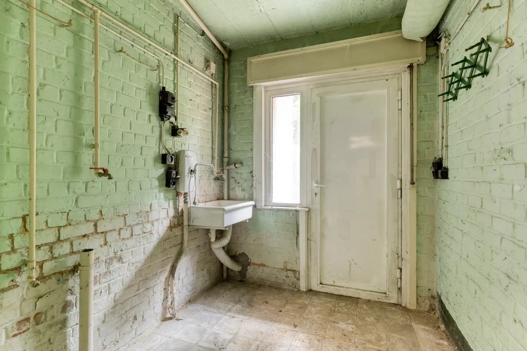 Veelzijdige woning met potentieel op strategische locatie foto 25