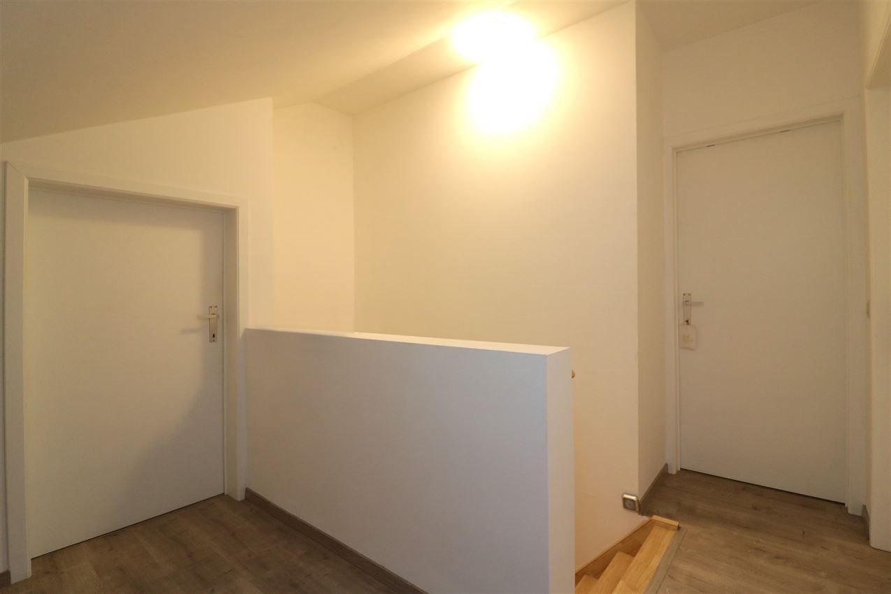 Gezellige woning, 4 slpk., inpandige garage, tuin foto 22