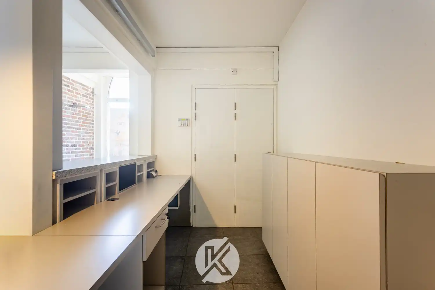 Handelsruimte van 163m² met potentieel foto 3
