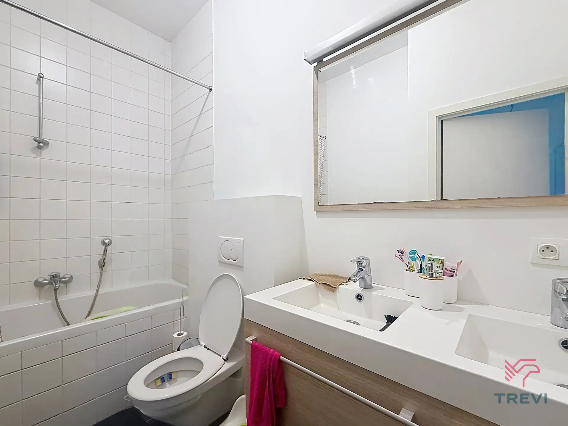 Mooie 3-kamerwoning van ± 113 m² met kelder en parkeerplaats foto 9