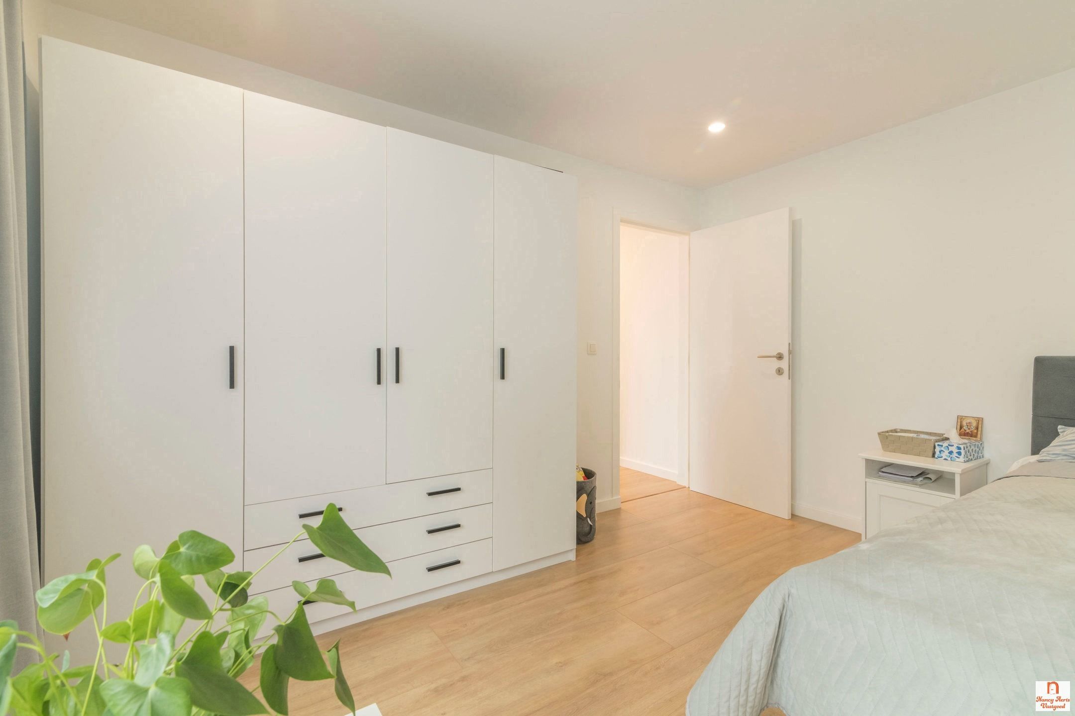 Grondig gerenoveerde splitlevelwoning in een rustige straat foto 26