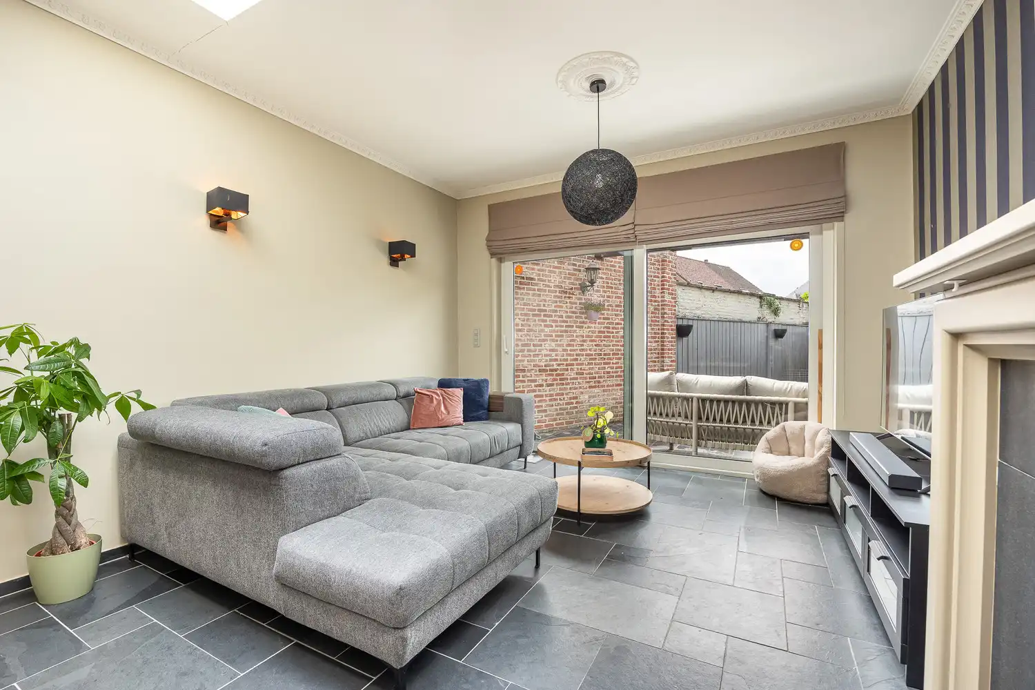 Charmante, landelijk gerenoveerde gezinswoning met 3 ruime slk's foto 13